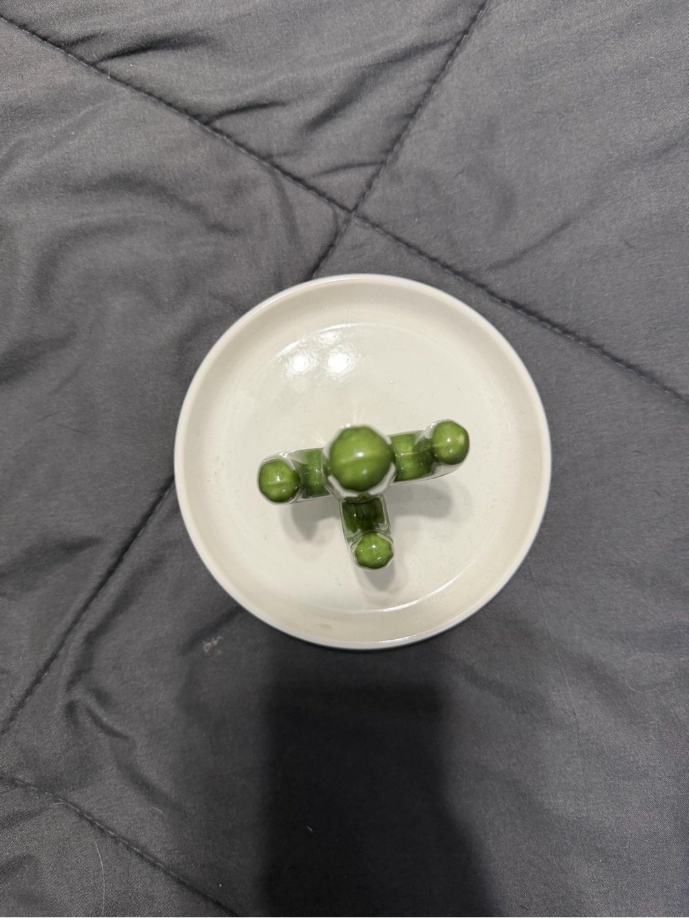Ceramic Cactus Ring Dish - Green Cactus on White Tray - Picture 2 of 3